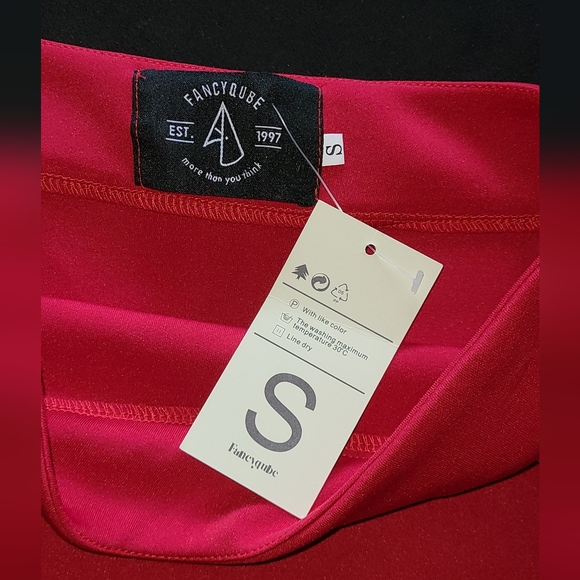 Mini skirt - Picture 4 of 6